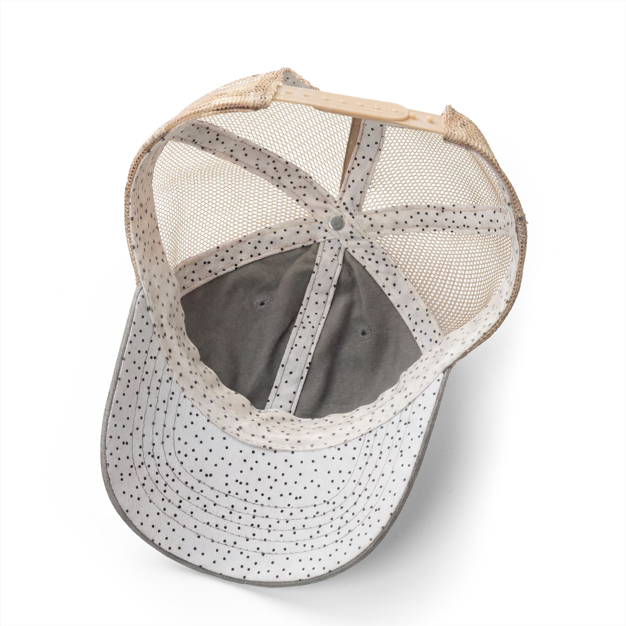 CULUSA Women's Mesh-Back Cap - lifestyle wear side outdoor view